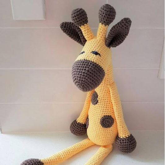 Kiwi Cuddlies | Large Giraffe