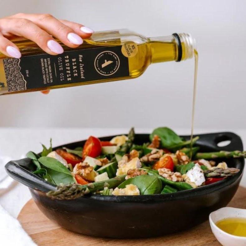 The Kiwi Artisan | Black Truffle Oil
